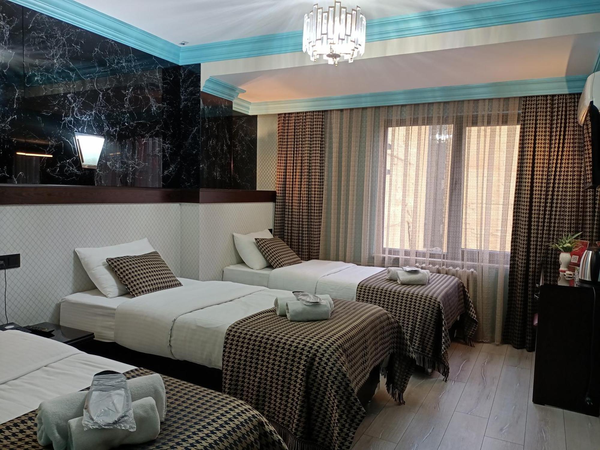 Hotel Falcon Истанбул Екстериор снимка