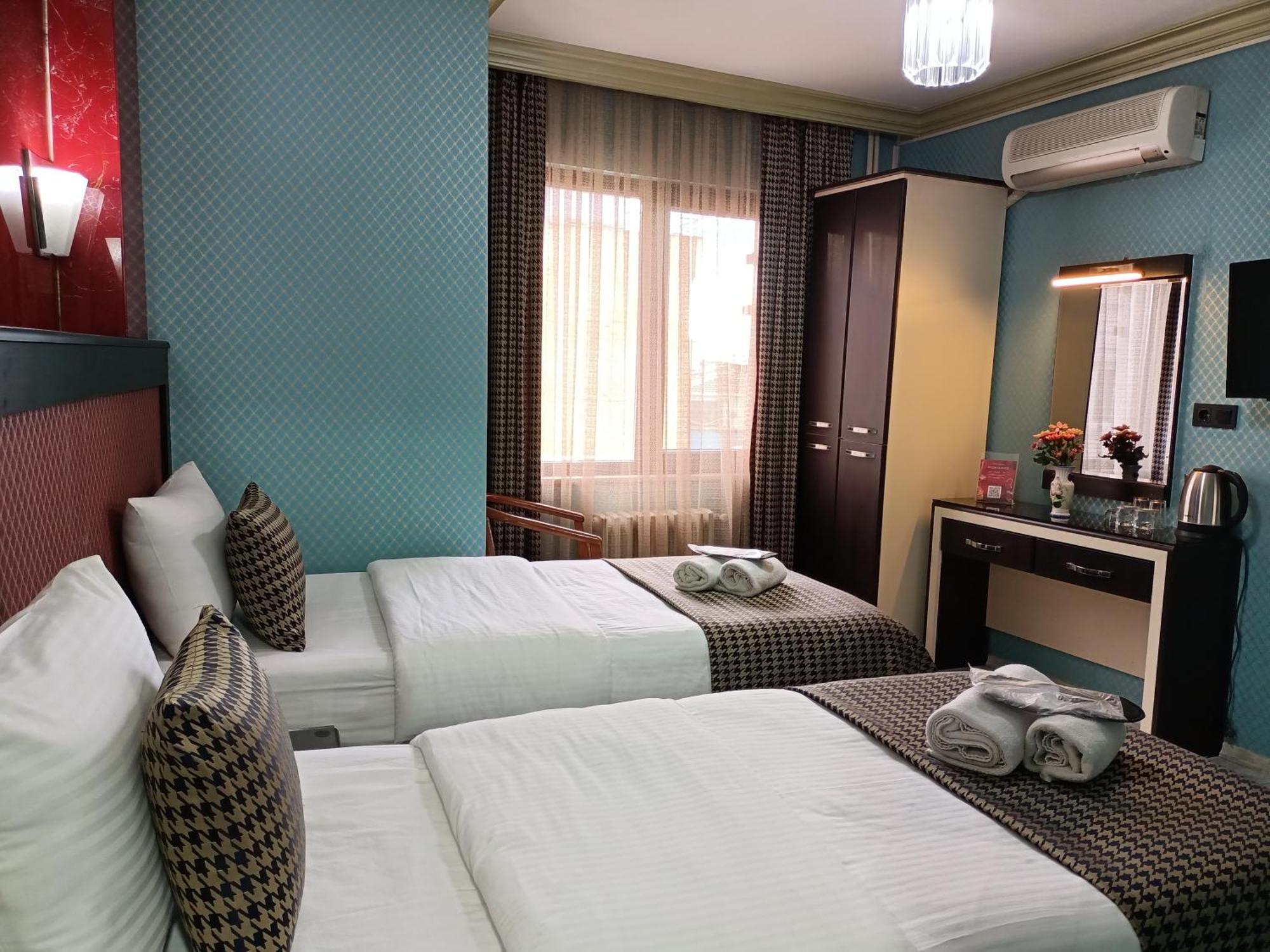 Hotel Falcon Истанбул Екстериор снимка
